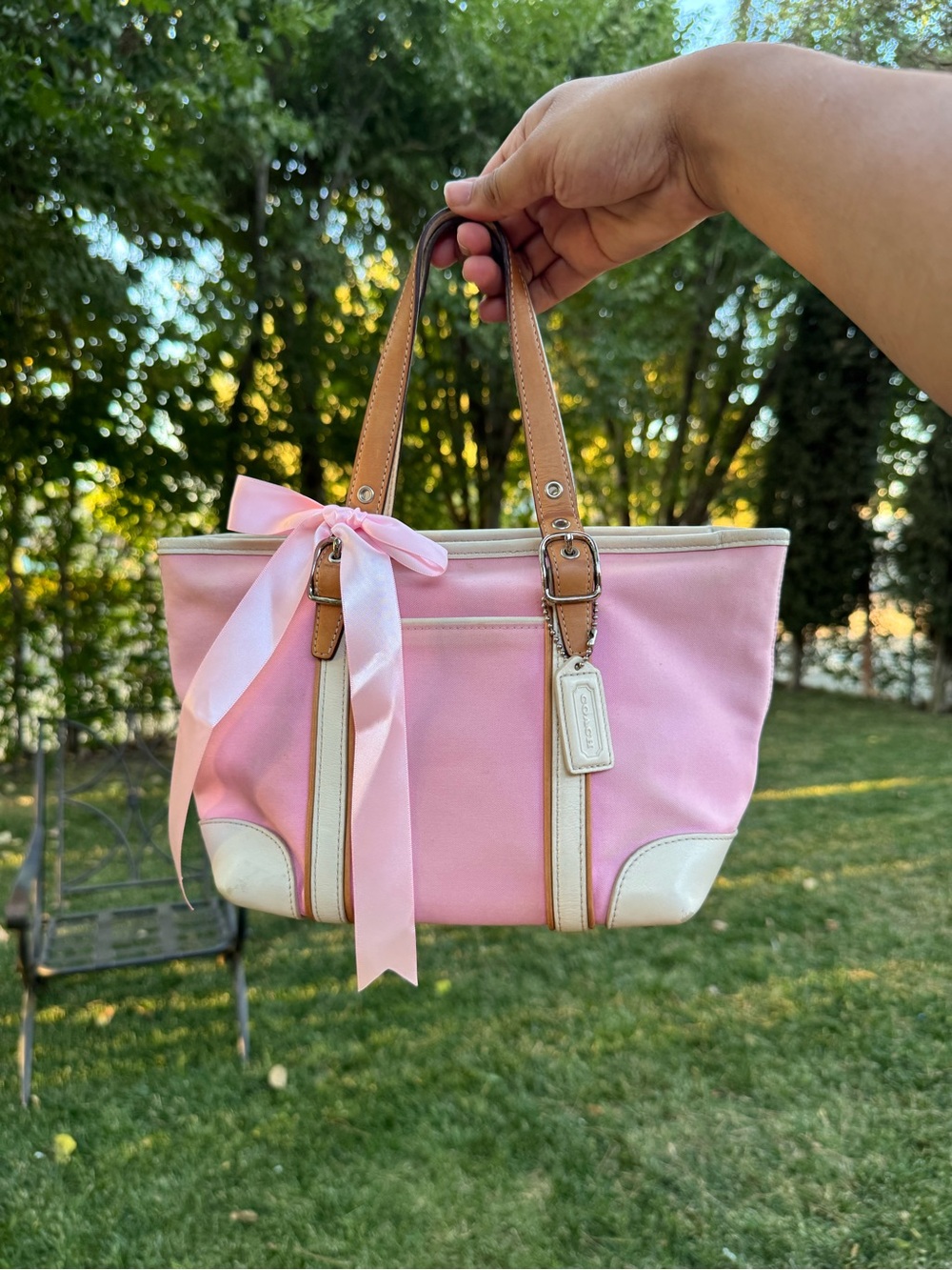 Vintage 2001 Coach Hampton Mini Market Tote
- Pink Canvas & Leather Trim